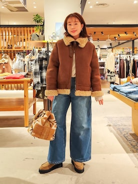 「アイテム（ムートンコート）」を使った、kanakoさん（レディース・157cm・30代）の秋コーディネート