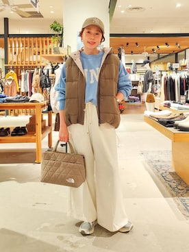 「THE NORTH FACE（ザノースフェイス）のアイテム（トートバッグ）」を使った、kanakoさん（レディース・157cm）の秋コーディネート