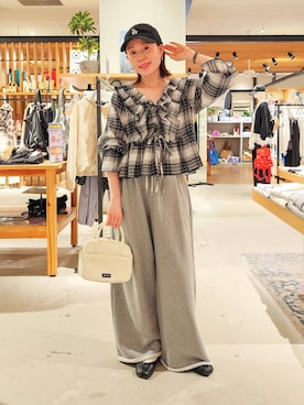 「bijorie（ビジュリィ）のアイテム」を使った、kanakoさん（レディース・157cm）の春コーディネート