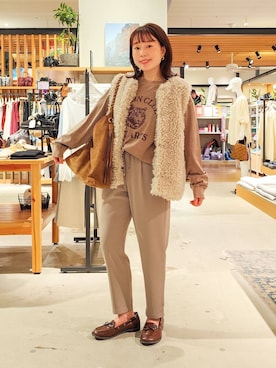 「アイテム（モカシン/デッキシューズ）」を使った、kanakoさん（レディース・157cm・30代）の秋コーディネート
