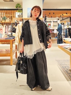 「HEREIAM（ヘレイアム）のアイテム（パンツ）」を使った、kanakoさん（レディース・157cm）の冬コーディネート