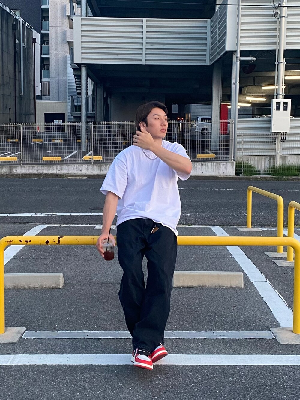 「メンズファッション、オーバーサイズ、白Tシャツ、夏、UNIQLO、PRO CLUB、このスタイルがお気に入り」｜「PRO CLUB の【PROCLUB/プロクラブ】Heavyweight Short Sleeve Tee 厚手　ヘビーウェイト　Tシャツ　無地　ユニセックス クルーネック（Tシャツ/カットソー、ホワイト系）」を使った、kyosukeさん（メンズ・175cm）の夏コーディネートの1枚目の写真