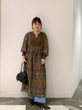 「un dix cors（アンディコール）の《予約》【ALICE MARTHA（アリスマーサ）】ギャザーショルダーバッグ（ショルダーバッグ）」を使った、undmaimaiさん（レディース・163cm）の秋コーディネート