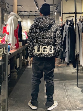 ROYAL FLASH 福岡｜uta使用「1piu1uguale3 RELAX（【別注】1PIU1UGUALE3 RELAX/ウノピゥ ウノ ウグァーレ トレ リラックス/ LETTERING DOWN JACKET）」的時尚穿搭