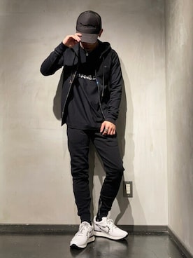 「1piu1uguale3 RELAX（ウノピュウノウグァーレトレリラックス）のアイテム（パーカー）」を使った、utaさん（メンズ・168cm）の夏コーディネート