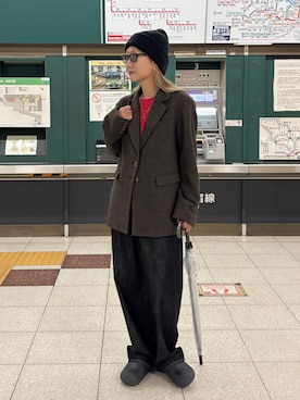 「アイテム（ニットキャップ/ビーニー）」を使った、YUKAさん（レディース・167cm）の秋コーディネート
