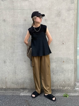 「feepur（フェピュール）のアイテム（カーゴパンツ）」を使った、YUKAさん（レディース・167cm）の夏コーディネート