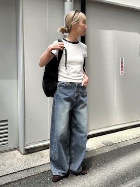 「feepur（フェピュール）のソフトタッチコンパクトリンガーTee（Tシャツ/カットソー、ホワイト系）」を使った、YUKAさん（レディース・167cm）の春コーディネート