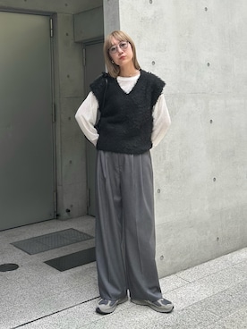 「feepur（フェピュール）のツータックグルカパンツ（スラックス）」を使った、YUKAさん（レディース・167cm）の夏コーディネート