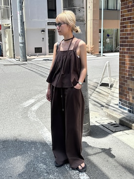 「OOFOS（ウーフォス）のアイテム」を使った、YUKAさん（レディース・167cm）の夏コーディネート
