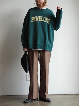「feepur（フェピュール）のアイテム（スウェット）」を使った、YUKAさん（レディース・167cm）の冬コーディネート