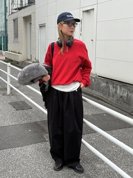 「アイテム（スウェット）」を使った、YUKAさん（レディース・167cm）の秋コーディネート