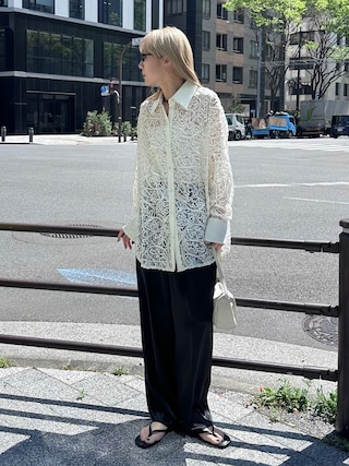 「feepur(フェピュール)のレースシアーオーバーシャツ(シャツ/ブラウス)」を使った、YUKAさん(レディース・167cm)の春コーディネート