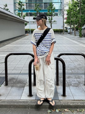 「feepur（フェピュール）のアイテム（カーゴパンツ）」を使った、YUKAさん（レディース・167cm）の夏コーディネート