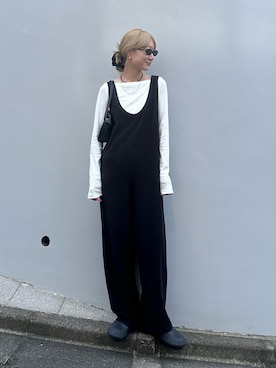 「アイテム（シュシュ）」を使った、YUKAさん（レディース・167cm）の秋コーディネート