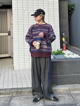 「feepur（フェピュール）のツータックグルカパンツ（スラックス）」を使った、YUKAさん（レディース・167cm）の冬コーディネート