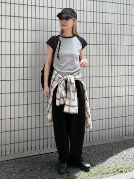「feepur（フェピュール）の異素材ラグランフレンチTee（Tシャツ/カットソー、ブルー系）」を使った、YUKAさん（レディース・167cm）の春コーディネート