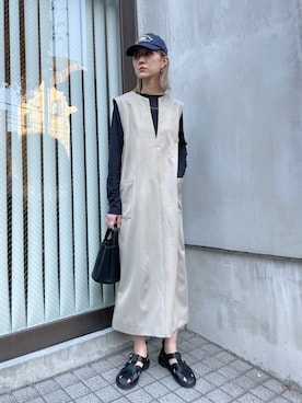 「feepur（フェピュール）のアイテム（ジャンパースカート）」を使った、YUKAさん（レディース・167cm）の冬コーディネート