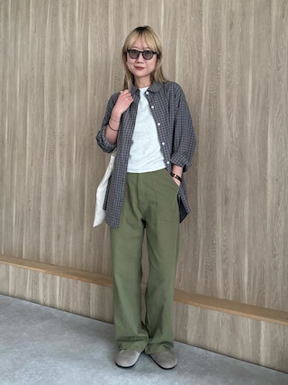「feepur(フェピュール)のミニチェックオーバーシャツ(シャツ/ブラウス)」を使った、YUKAさん(レディース・167cm)の春コーディネート