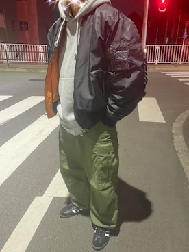 「no brand（ノーブランド）のアイテム（MA-1）」を使った、かずきち。さん（メンズ・165cm）の春コーディネート