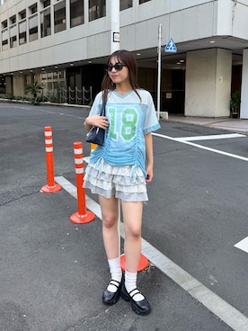 清野亜美さんの「メッシュナンバリングシャーリングTee」を使ったコーディネート