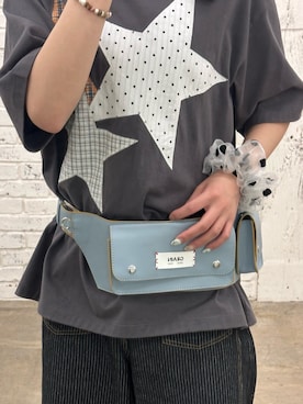 「GRAIN（グレイン）の【GRAIN/グレイン】レザーポケットベルトポーチ（ベルト、ブルー系）」を使った、あみさん（レディース・165cm）の春コーディネート
