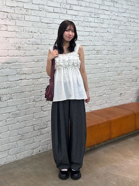 「CIAOPANIC（チャオパニック）の【ドット柄/無地】くしゅくしゅシャーリングノースリーブチュニック（Shirts、ホワイト系）」を使った、あみさん（レディース・165cm）の夏コーディネート