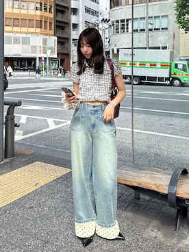 「CIAOPANIC（チャオパニック）のロールアップドットワイドデニムパンツ（Denim pants、ブルー系）」を使った、あみさん（レディース・165cm）の夏コーディネート