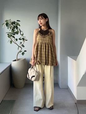 「アイテム（キャミソール、イエロー系）」を使った、清野亜美さん（レディース・165cm）の夏コーディネート