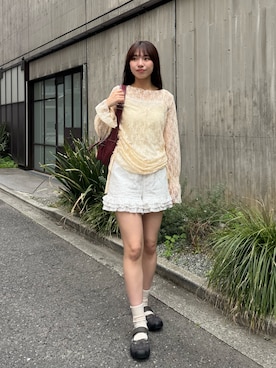 「CIAOPANIC（チャオパニック）のコットンレース裾ティアードショートパンツ（その他パンツ、ホワイト系）」を使った、あみさん（レディース・165cm）の春コーディネート