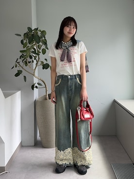 「GRAIN（グレイン）の【GRAIN/グレイン】ヴィンテージステッチミニ巾着ハンドバッグ（ショルダーバッグ、レッド系）」を使った、あみさん（レディース・165cm）の春コーディネート
