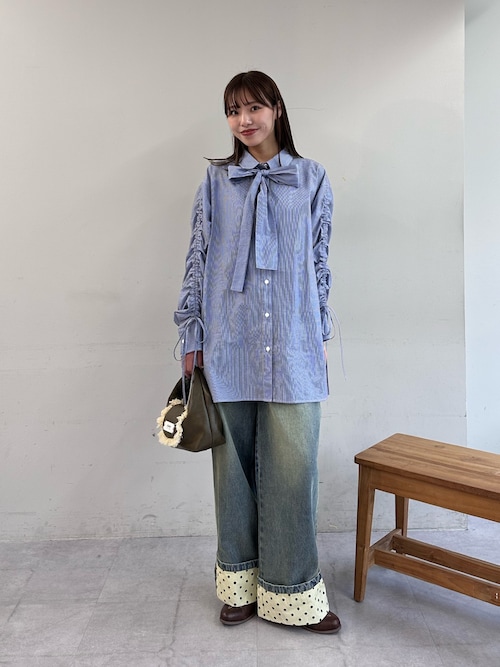 袖シャーリングボウタイ付ストライプシャツ