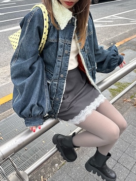 「アイテム（デニムジャケット）」を使った、あみさん（レディース・165cm）の秋コーディネート