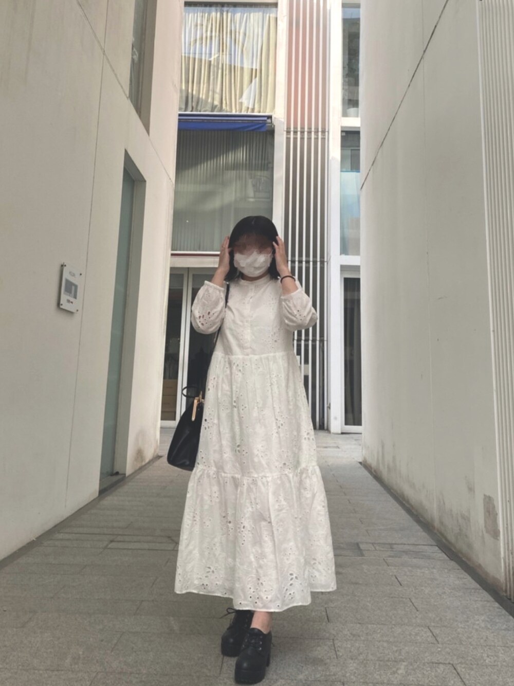 「カフェオレコーデ」｜「ZARAのアイテム（ワンピース/ドレス、ホワイト系）」を使った、______na01_さん（レディース・159cm）の夏コーディネートの1枚目の写真