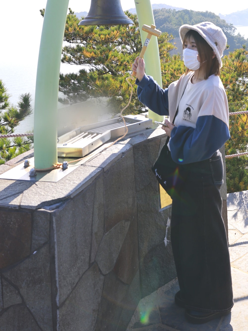 「旅行コーデ、アプレジュール、オリーブ デ オリーブ(OLIVE des OLIVE)、CA4LA、香川県、アニエスベー」｜「CA4LAのHKボアメトロ4（ハット、ベージュ系）」を使った、miyuuuuuさん（レディース・148cm）の冬コーディネートの1枚目の写真