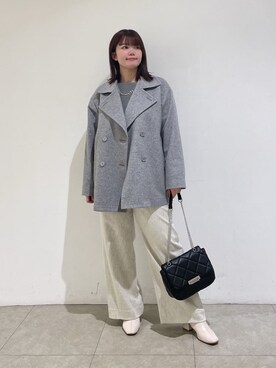 「INDIVI（インディヴィ）の【軽やか／ゆったり】ウール混ショートトレンチコート（トレンチコート、グレー系）」を使った、emikaさん（レディース・153cm）の秋コーディネート