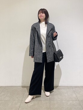 「INDIVI（インディヴィ）の【日本製／ミドル丈】スタンドカラーミドルコート（その他アウター、ブラック系）」を使った、emikaさん（レディース・153cm）の秋コーディネート