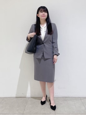 「アイテム（スーツジャケット、グレー系）」を使った、emikaさん（レディース・153cm）の春コーディネート