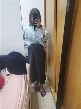 「H&M（エイチ・アンド・エム）のアイテム（シャツ/ブラウス）」を使った、clairegugraceさん（レディース・153cm）の秋コーディネート