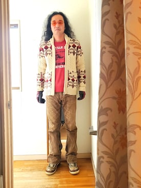 「アイテム（Tシャツ/カットソー）」を使った、ワッケーさん（メンズ・174cm）の冬コーディネート