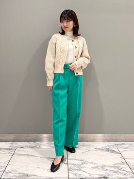 「INDIVI（インディヴィ）の【otonaMUSE 12月号掲載/佐田真由美さん着用】ハイネックニット（ニット/セーター、ホワイト系）」を使った、Mayuさん（レディース・162cm）の秋コーディネート