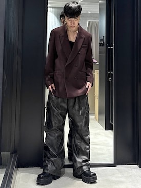 「アイテム（カーゴパンツ、グレー系）」を使った、taigawedさん（メンズ・174cm）の秋コーディネート