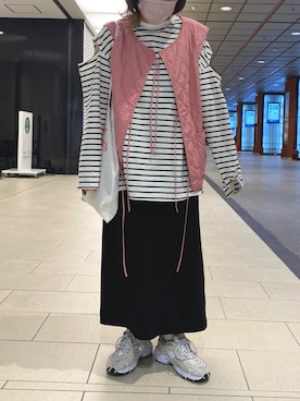 「Kastane（カスタネ）のアイテム（ベスト）」を使った、りさこさん（レディース・160cm）の春コーディネート