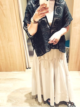 「ティアードスカート」｜「アイテム（アナログ腕時計）」を使った、yumieさん（レディース・163cm）の春コーディネート