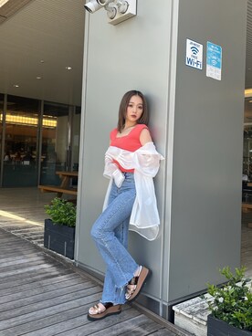 國岡朋実さん(レディース・156cm)の春コーディネート