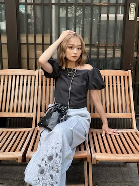 「MURUA（ムルーア）のアイテム」を使った、國岡朋実さん（レディース・156cm）の夏コーディネート