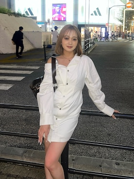 「MURUA（ムルーア）のアイテム」を使った、國岡朋実さん（レディース・156cm）の夏コーディネート