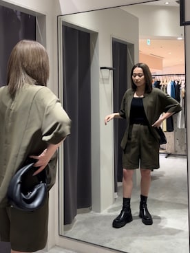 國岡朋実さん(レディース・156cm)の春コーディネート