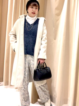 「Vネック」｜「アイテム（その他アウター）」を使った、kloopさん（レディース・162cm）の冬コーディネート