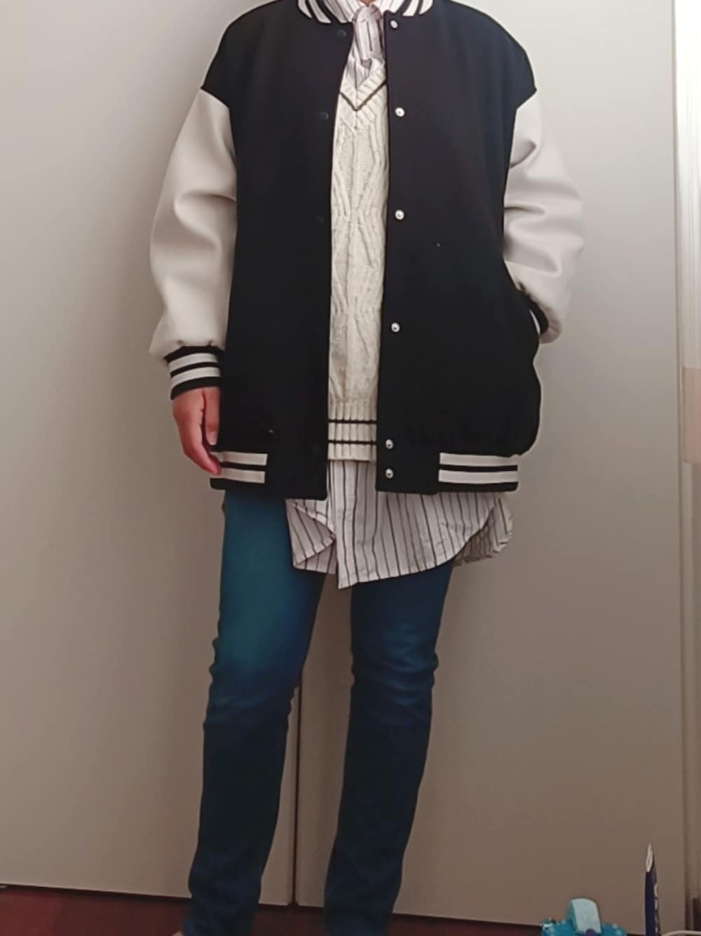 「UNIQLOのアイテム（その他パンツ、ブルー系）」を使った、kohanaflowerさん（レディース・152cm）の秋コーディネートの1枚目の写真
